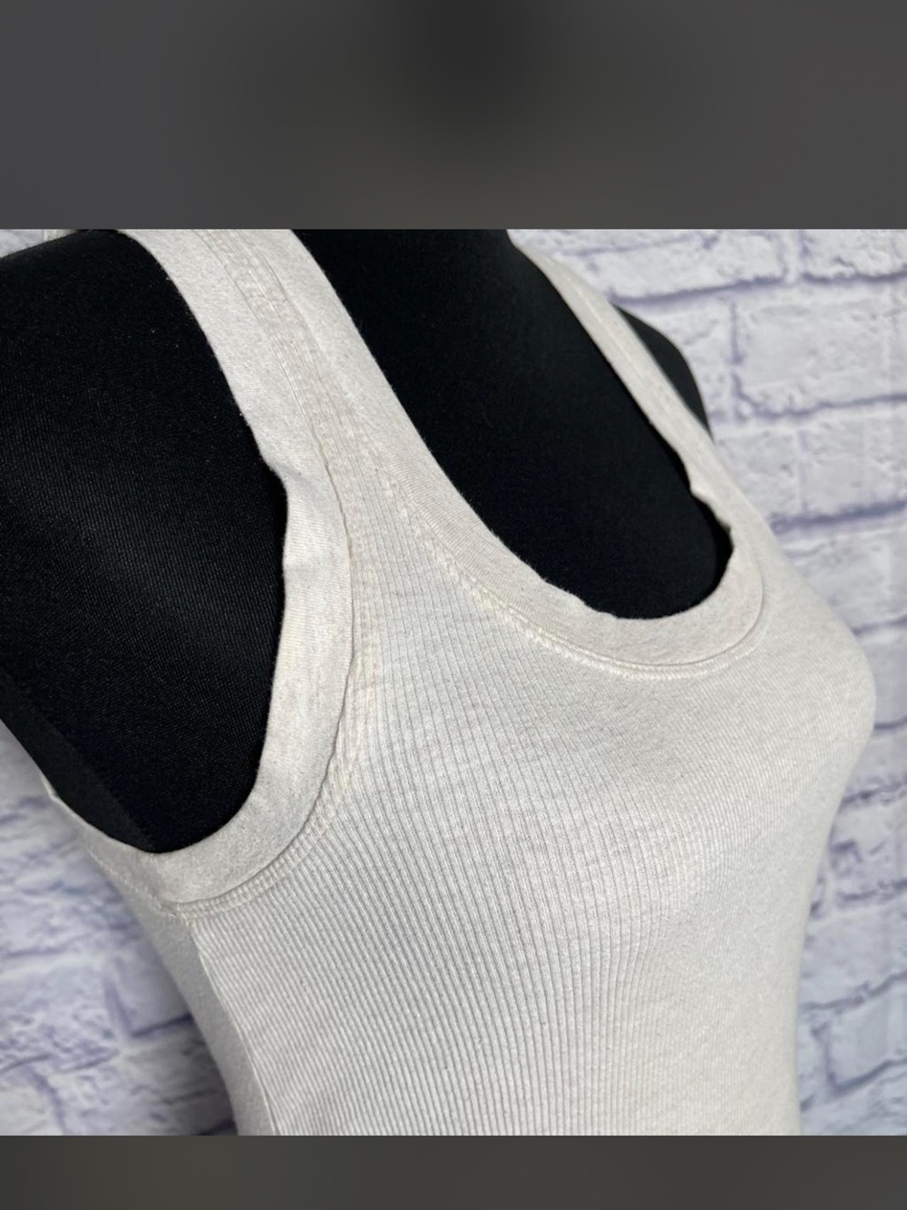 Aerie Cream Ribbed Racerback Tank Top Size Small - Picture 3 of 5